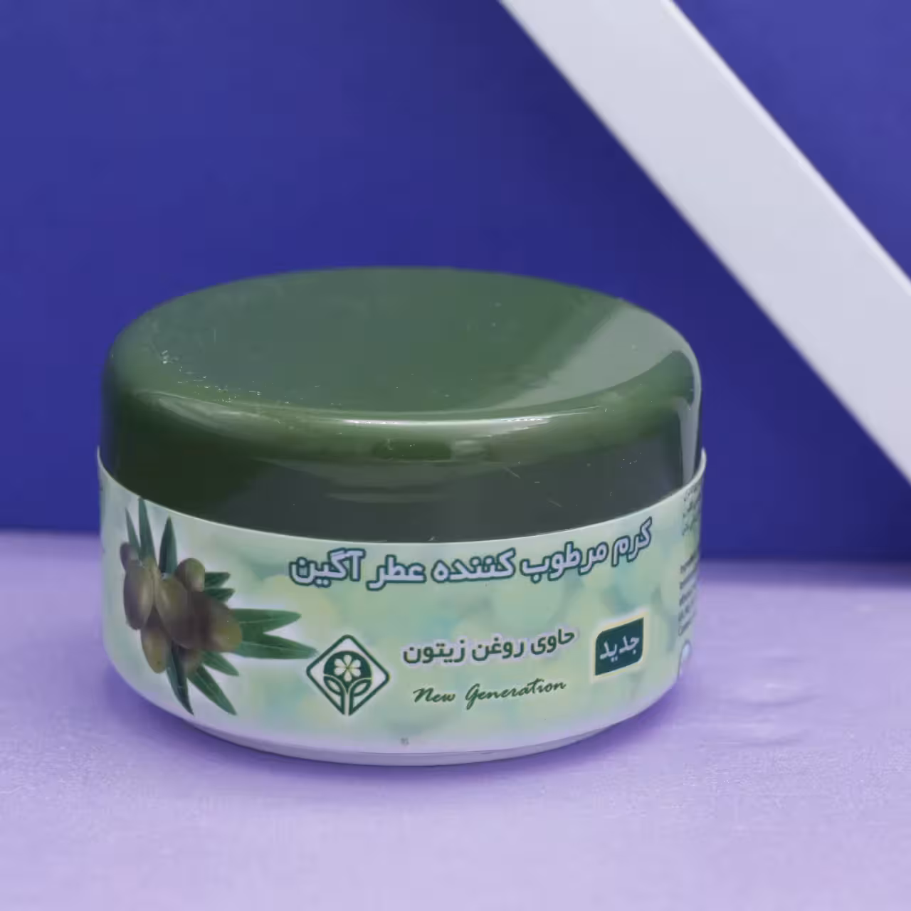 کرم نرم و مرطوب کننده عطرآگین حاوی روغن زیتون حجم 200 میل 91714