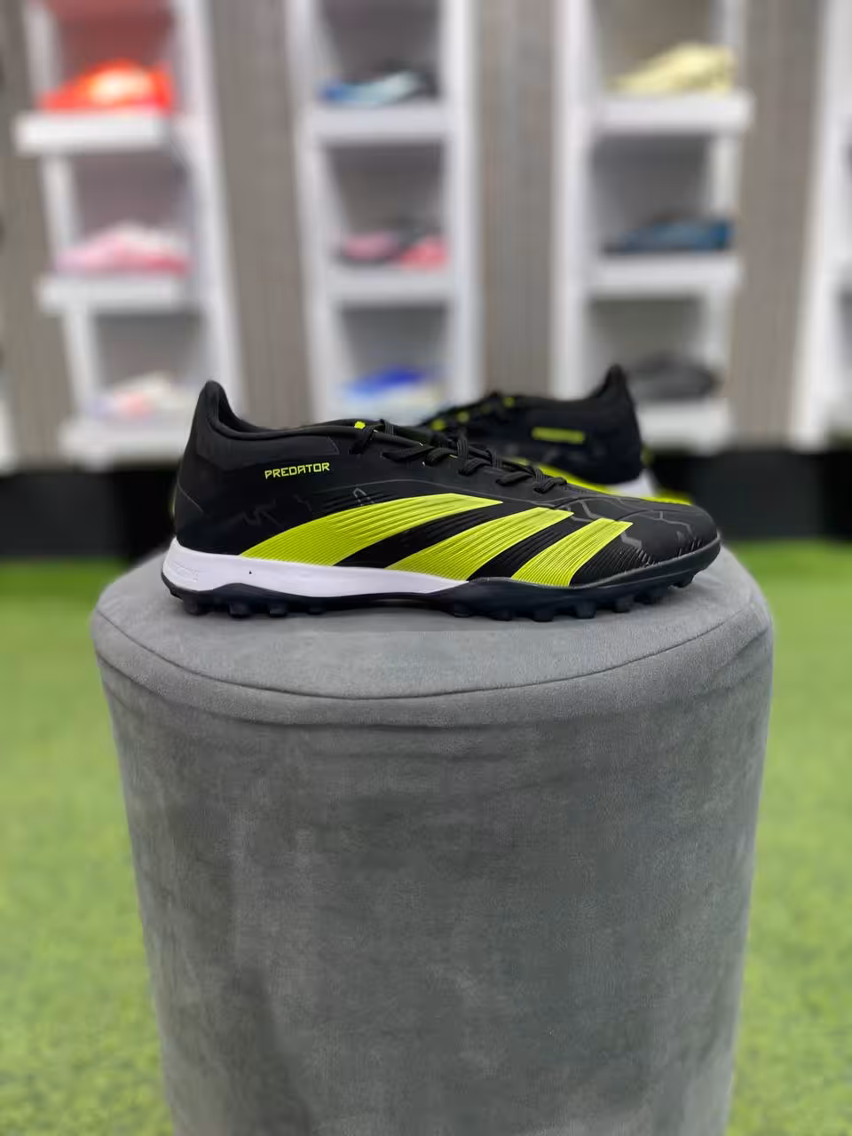 کفش فوتبال ادیداس پردیتور سی مشکی  adidas predator 30 fg