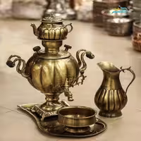 سرویس سماور 6 لیتری از جنس برنجی زغالی با طرح توپی و قل دار