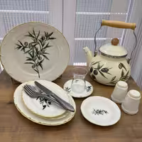 سرویس چینی صبحانه خوری 26 پارچه‌ Olive