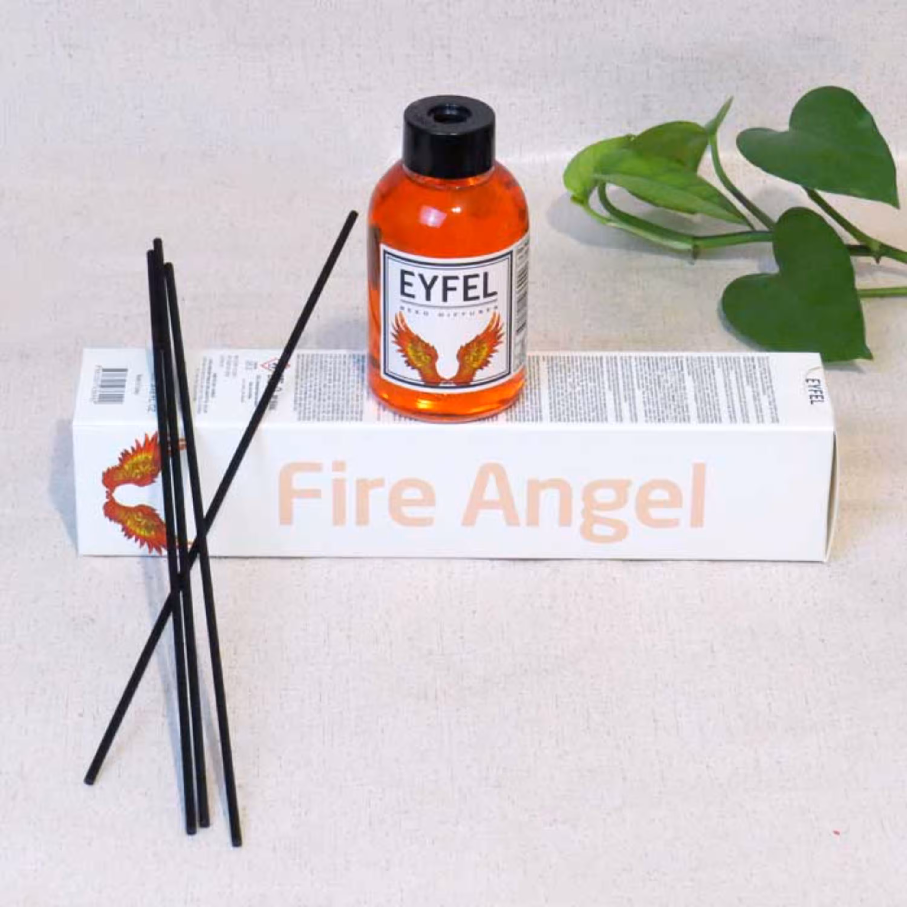 اسانس خوشبو کننده ایفل رایحه فرشته آتشین