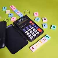 ماشین حساب دانش اموزی