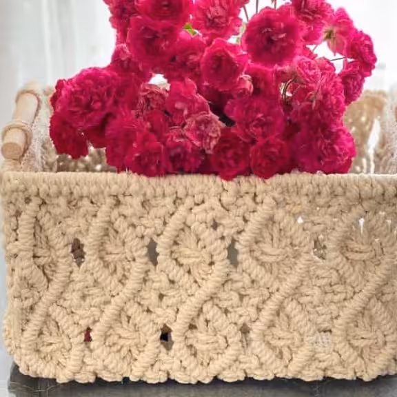 سبد مکرومه بافی 