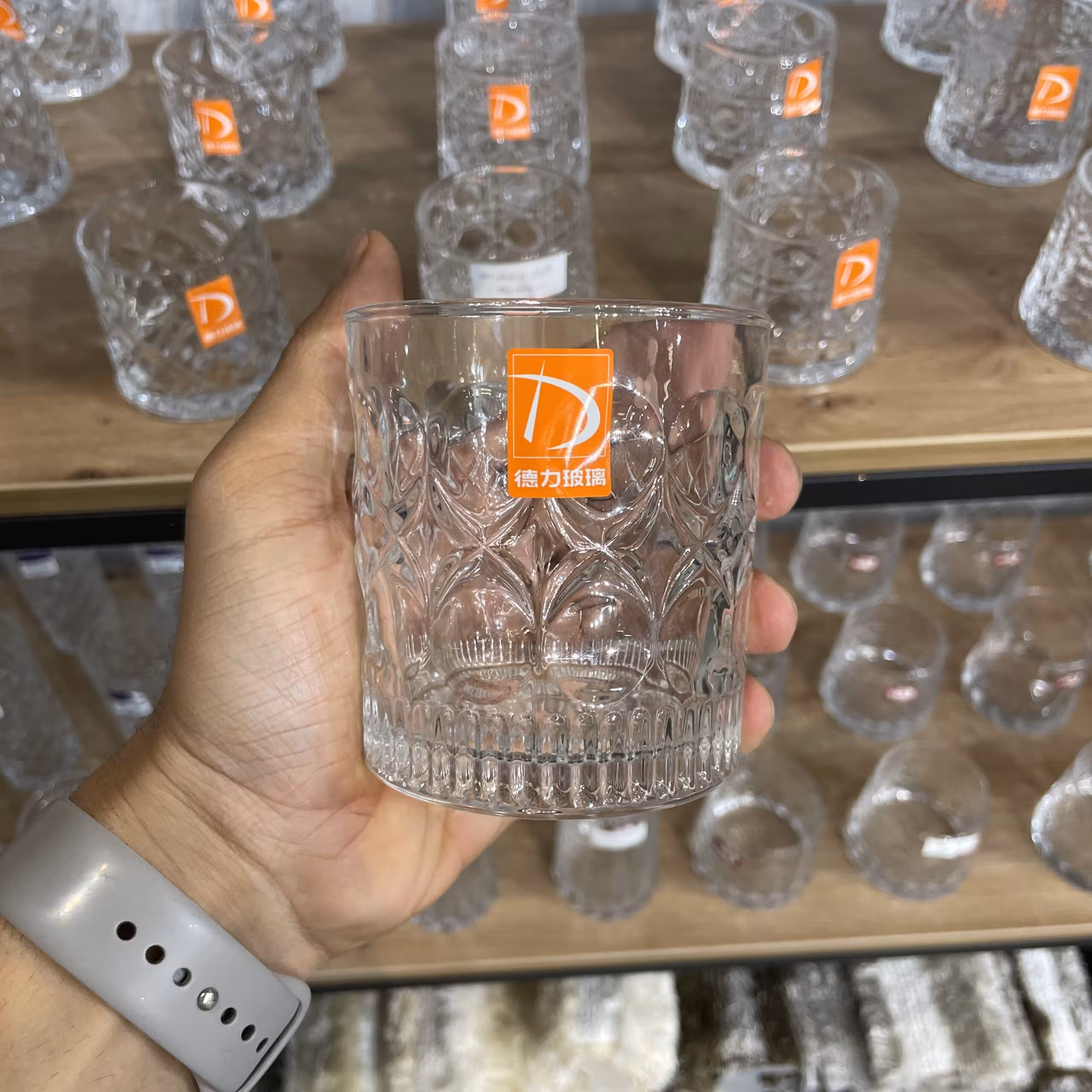 لیوان شیشه‌ای مدل انگشتی برند Deli Glass – ست 6 عددی