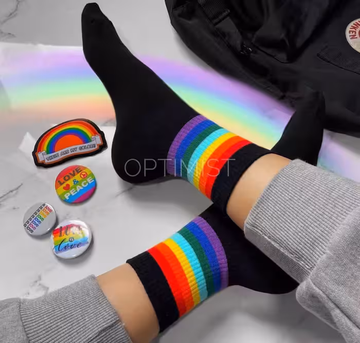 جوراب خط رنگینکمونی