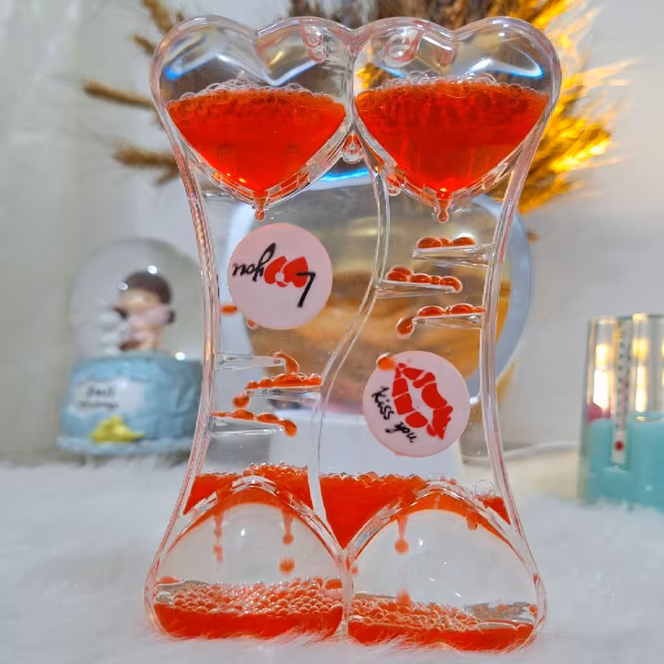 ساعت شنی (روغنی)  طرح قلب های دوقلو و پلکانی کد T 28