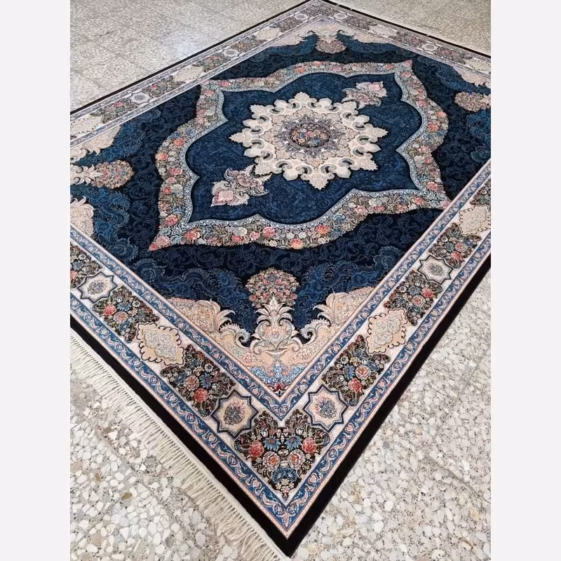 فرش 700شانه ماشینی کاشان12متری طرح کاریناسرمه ای(باارسال رایگان)