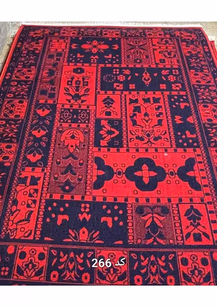 گلیم فرش ماشینی 400 شانه رنگ لاکی بی سی اف کاشان-کد 266