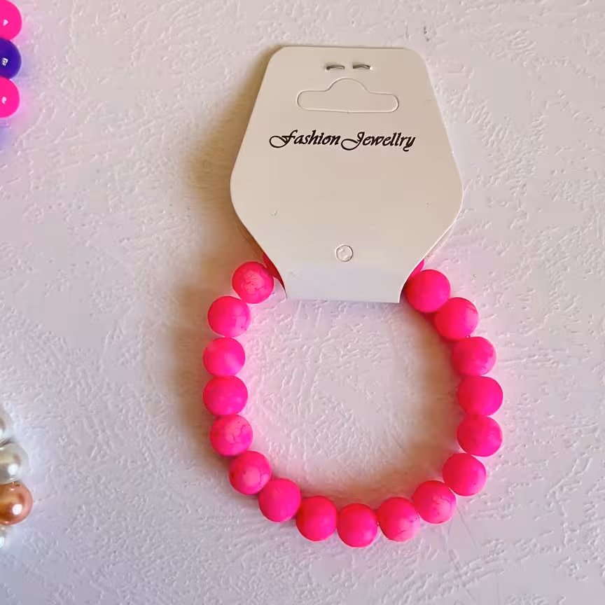 دستبند کشی  صورتی ابرو بادی