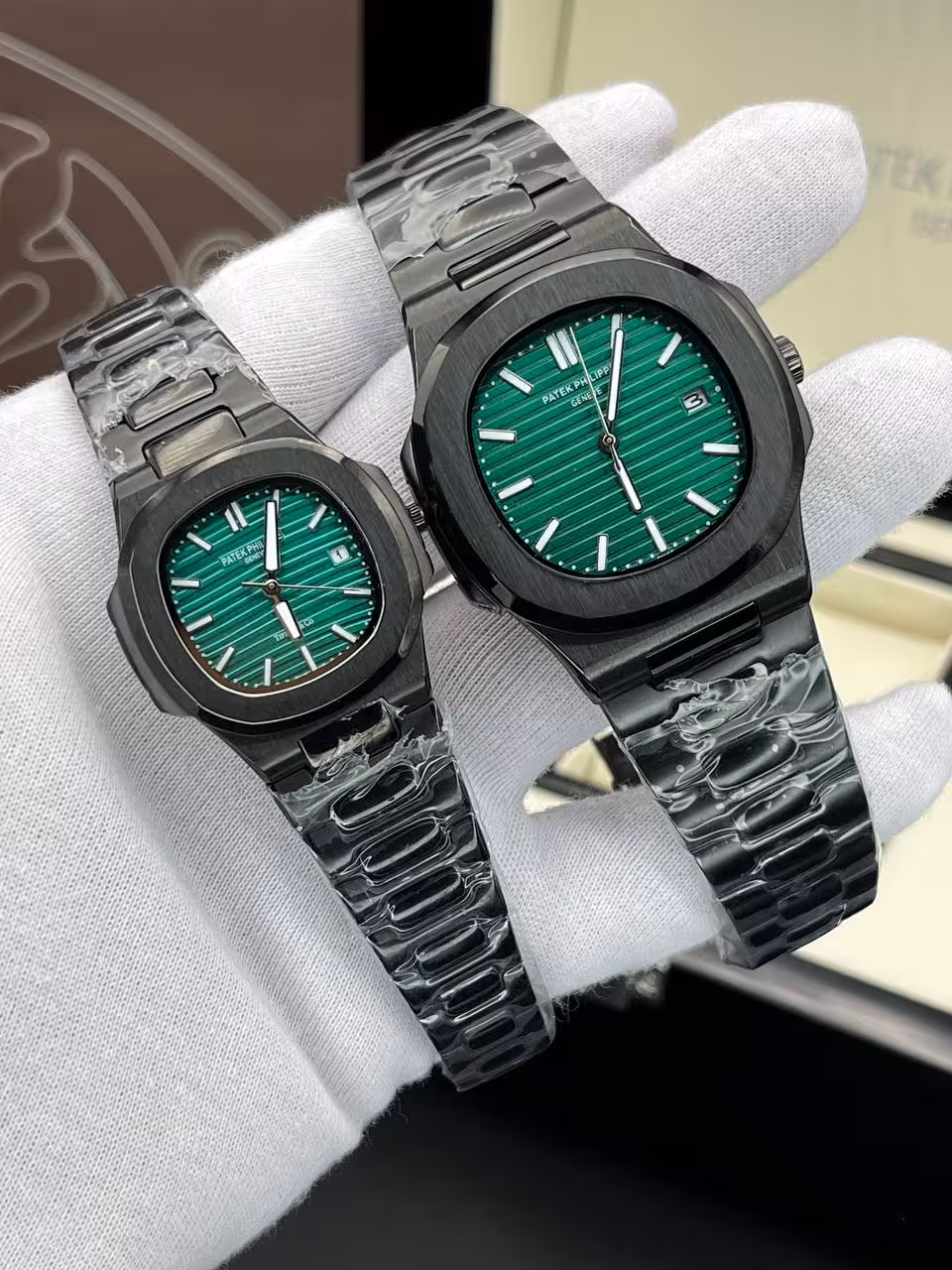 ساعت ست مردانه و زنانه پتک فیلیپ ناتیلوس patek philippe nautilus watch G/GR ساعت ست پتک فیلیپ ساعت ست اسپرت ساعت ست عروس و داماد ساعت patek ساعت ست مردانه و زنانه ساعت اسپرت
