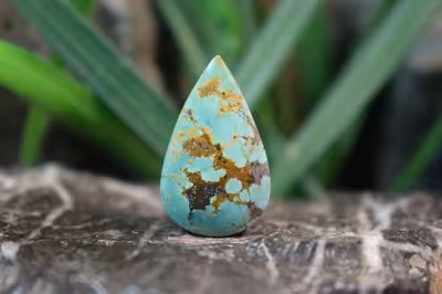 فیروزه نیشابور