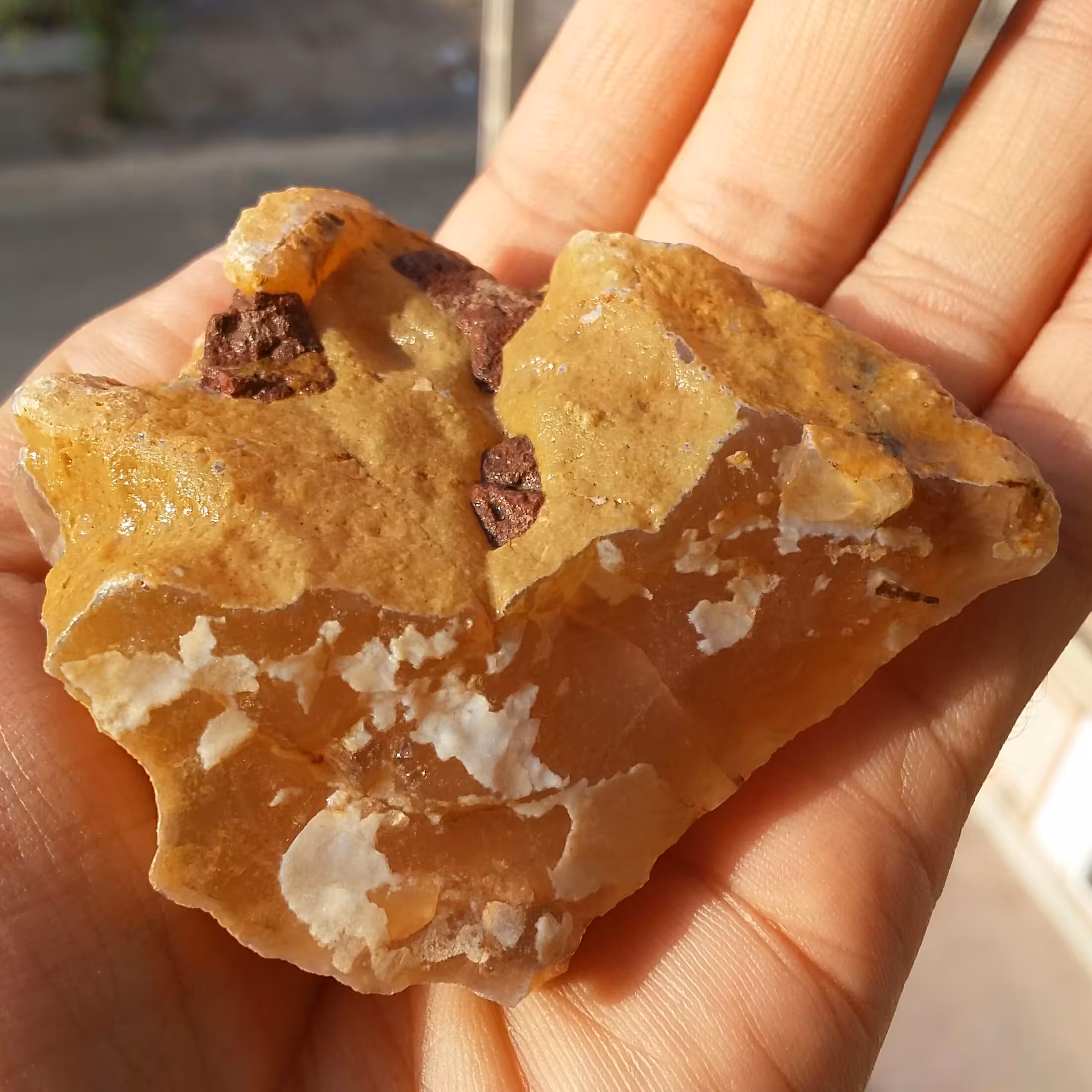 سنگ راف عقیق عسلی بی نظیییر محشر دیدنیییی
100درصد طبیعی
شاهکار خلقت با قابلیت ساخت چند نگین دیدنی