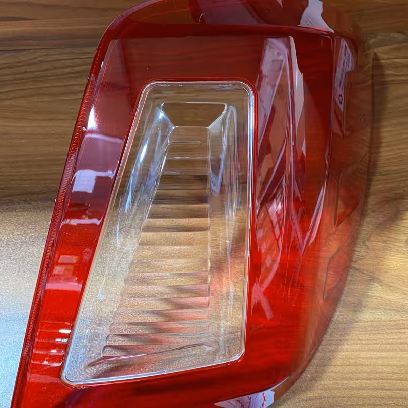 طلق چراغ خطر عقب راست لیفان x60