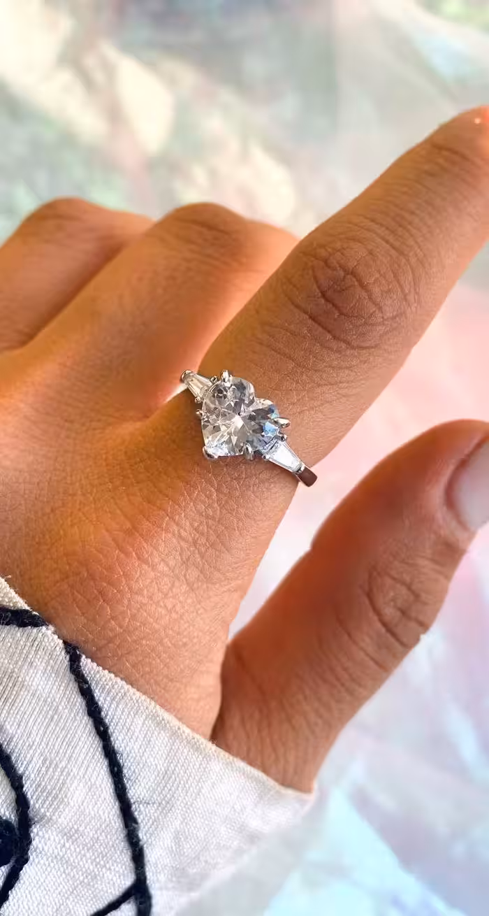 انگشتر جواهری لوکس وارداتی کد 10006