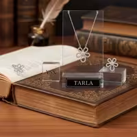 نیم ست طرح گل ون کلیف و آرپلز . ترکیب خلاقیت و هنر.