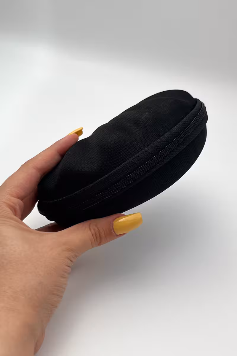 قاب عینک زیپی مشکی