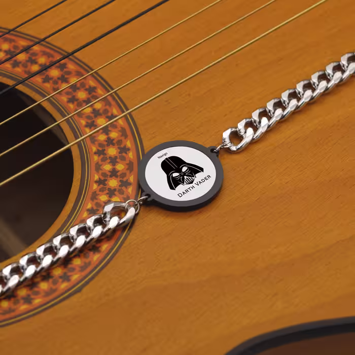 دستبند ناکسیگو مدل Darth Vader کد BZ7723