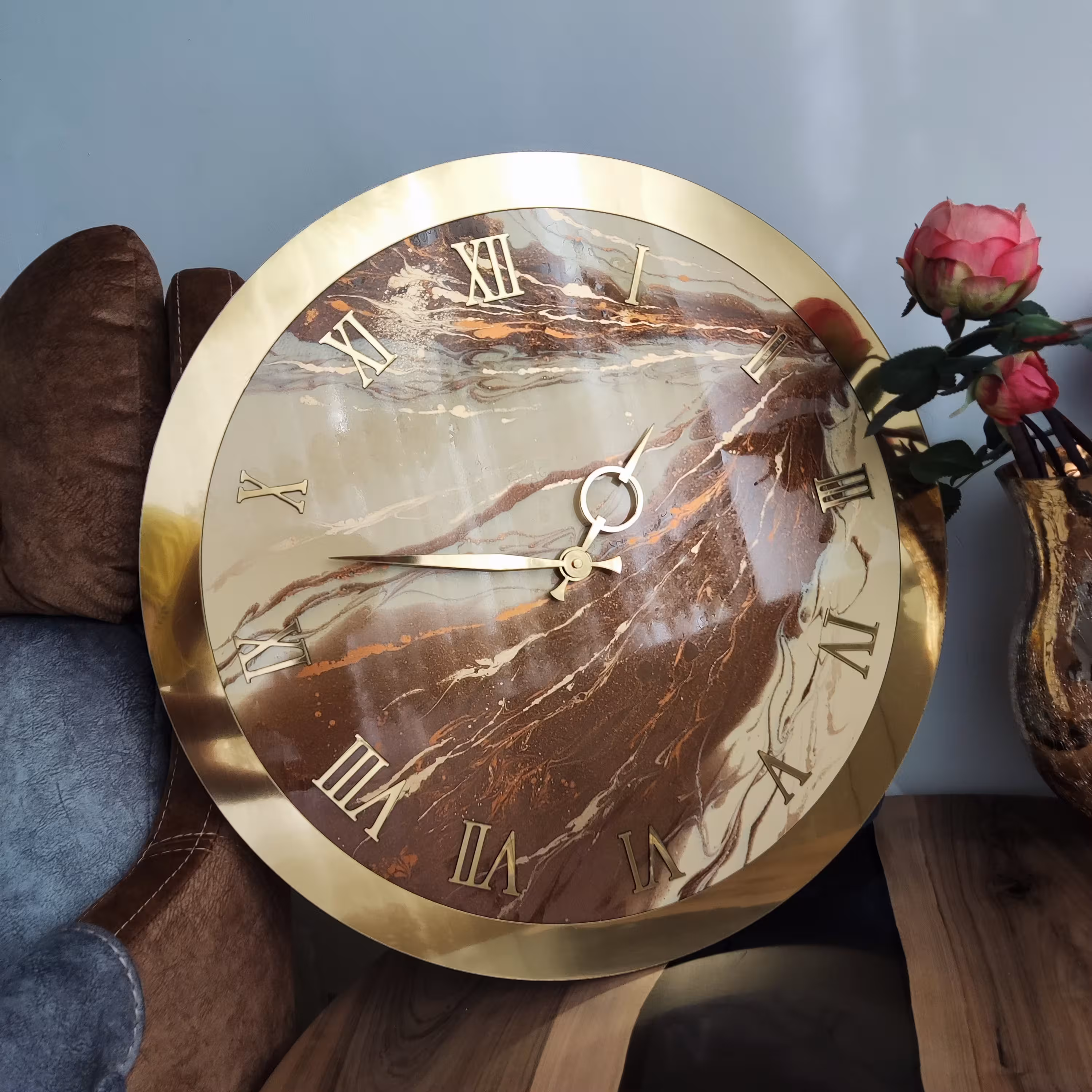 ساعت دیواری رزینی