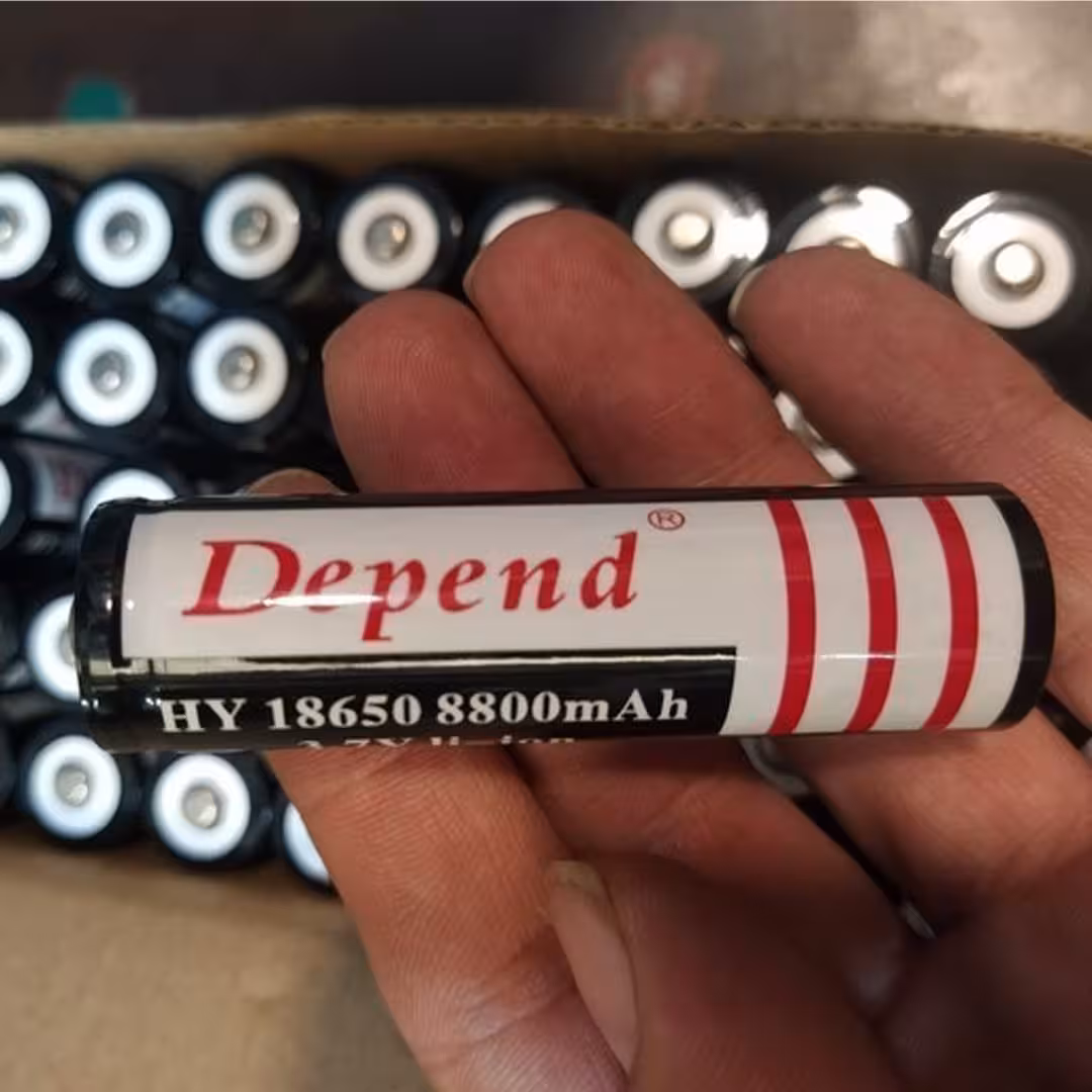 باتری لیتیوم یون قابل شارژ دیپندبا ظرفیت 8800mAh