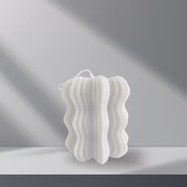 شمع دکوری هشت ضلعی شیاردار سفید