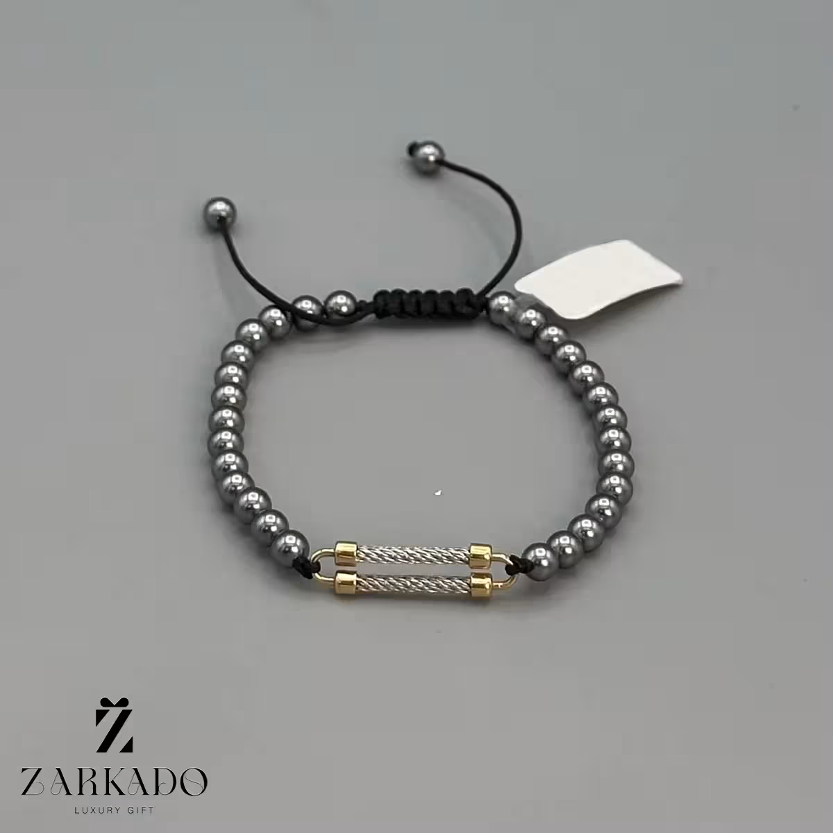 دستبند سنگی و پلاک طلا با مروارید نوک مدادی