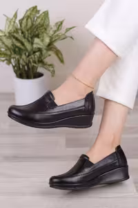 کفش پرسنلی زنانه یگانه
