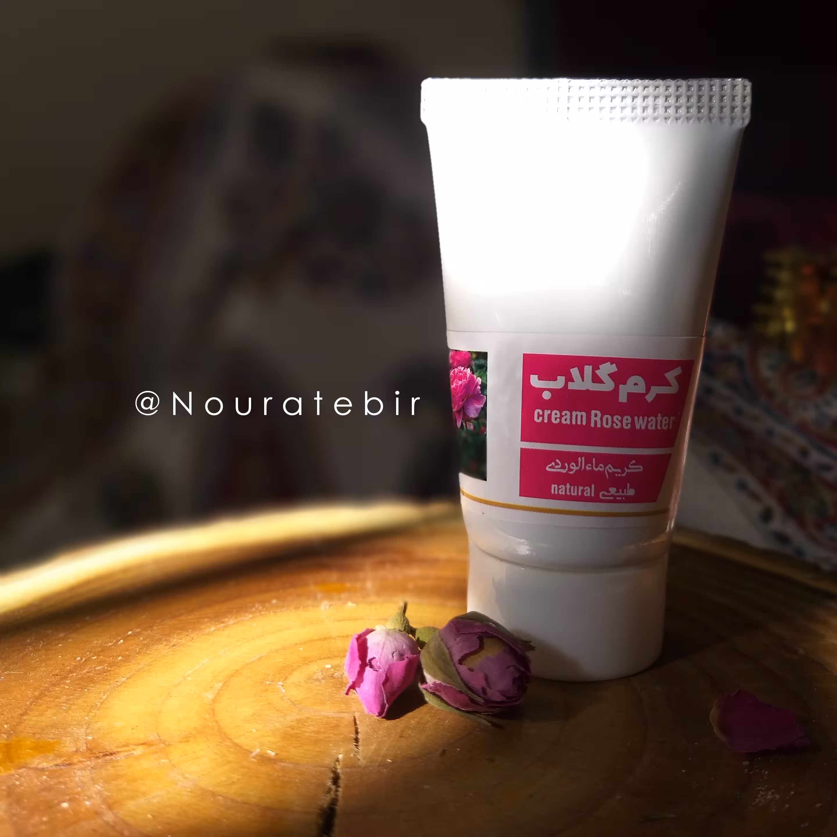 کرم گلاب گیاهی 40 گرم