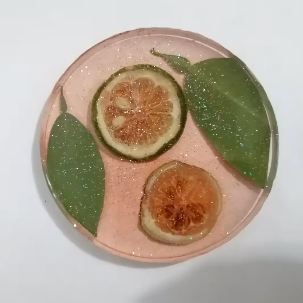 زیر لیوانی رزینی طرح نارنج، طرح گل زرد، طرح گل کاغذی 