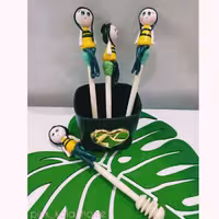 قاشق عسل زنبوری