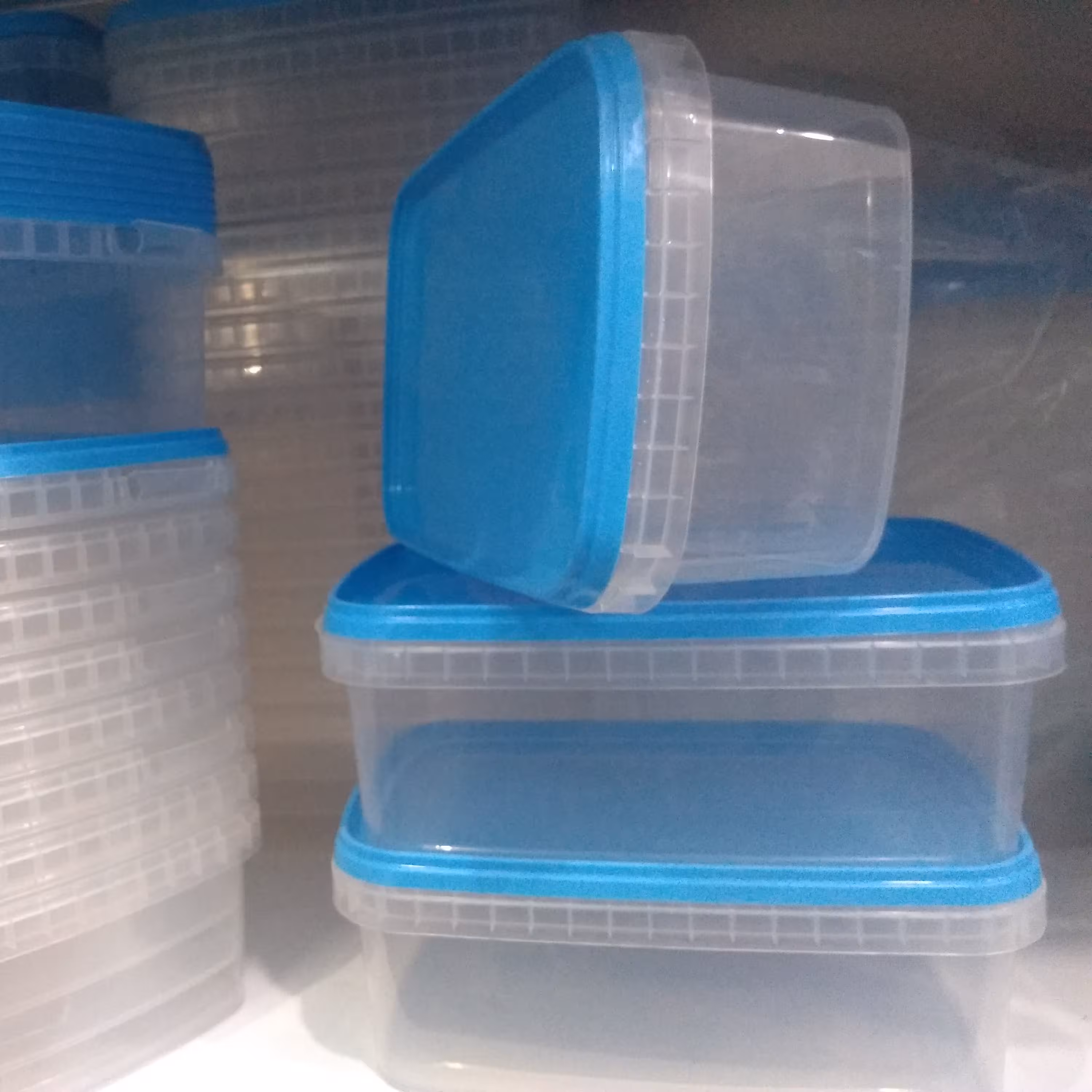 ظرف پلاستیکی شفاف درب آبی مایکروفری طب پلاستیک 1200 سی سی