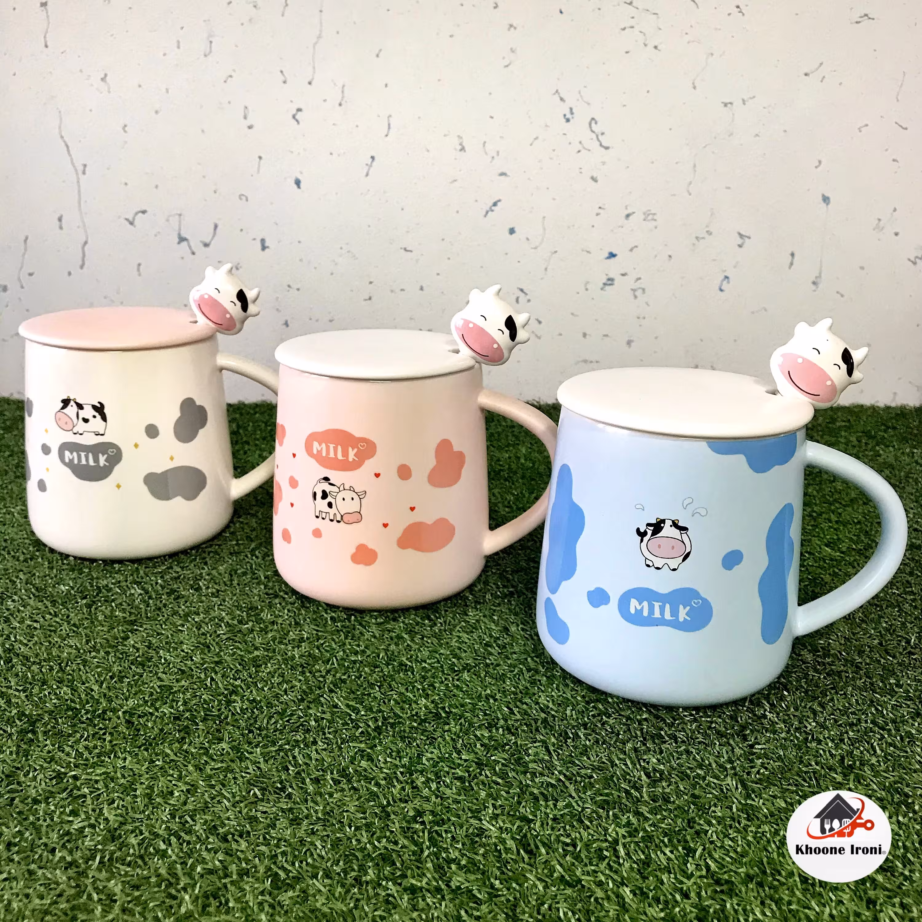 ماگ دربدار قاشق گاوی در سه رنگ سفید، صورتی و آبی