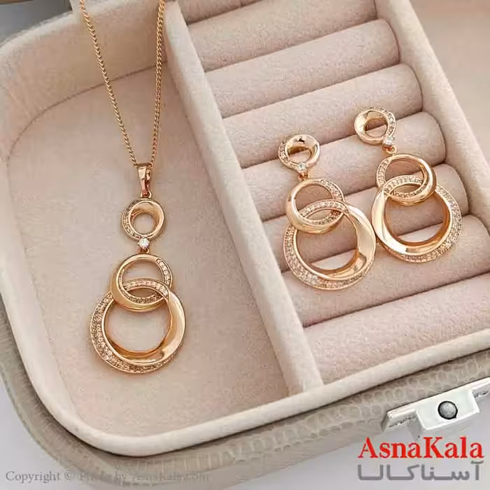 نیم ست زنانه ژوپینگ شامل گوشواره و گردنبند رنگ طلایی کد NIM141023W