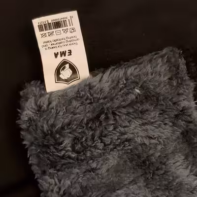 دستمال سر و گردن مدل لمه اکلیلی EMA داخل تمام خز کد 1001