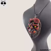 گردنبند خاص و جذاب شخصیت هل بوی