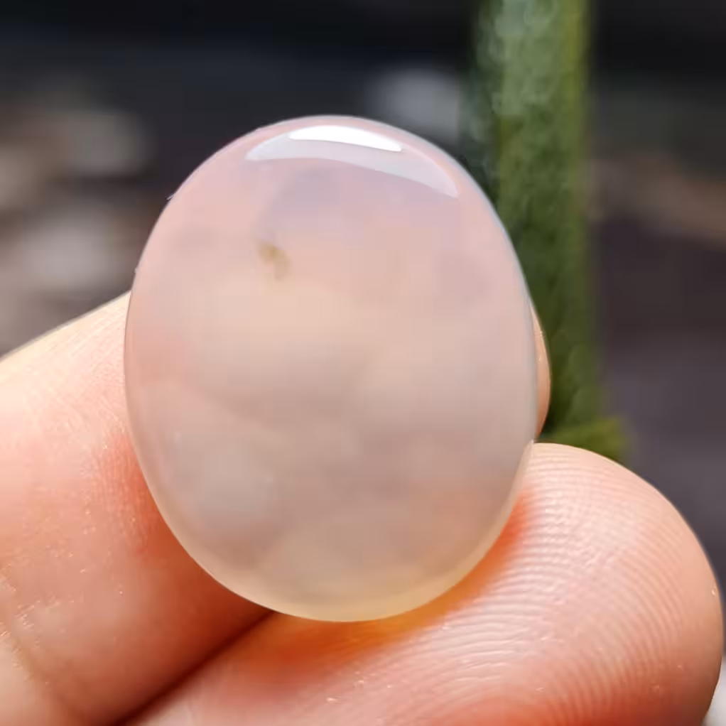 نگین فوق العاده زیبای سنگ صد درصد طبیعی عقیق لانه زنبوری اصل خراسانی 
کد 26386