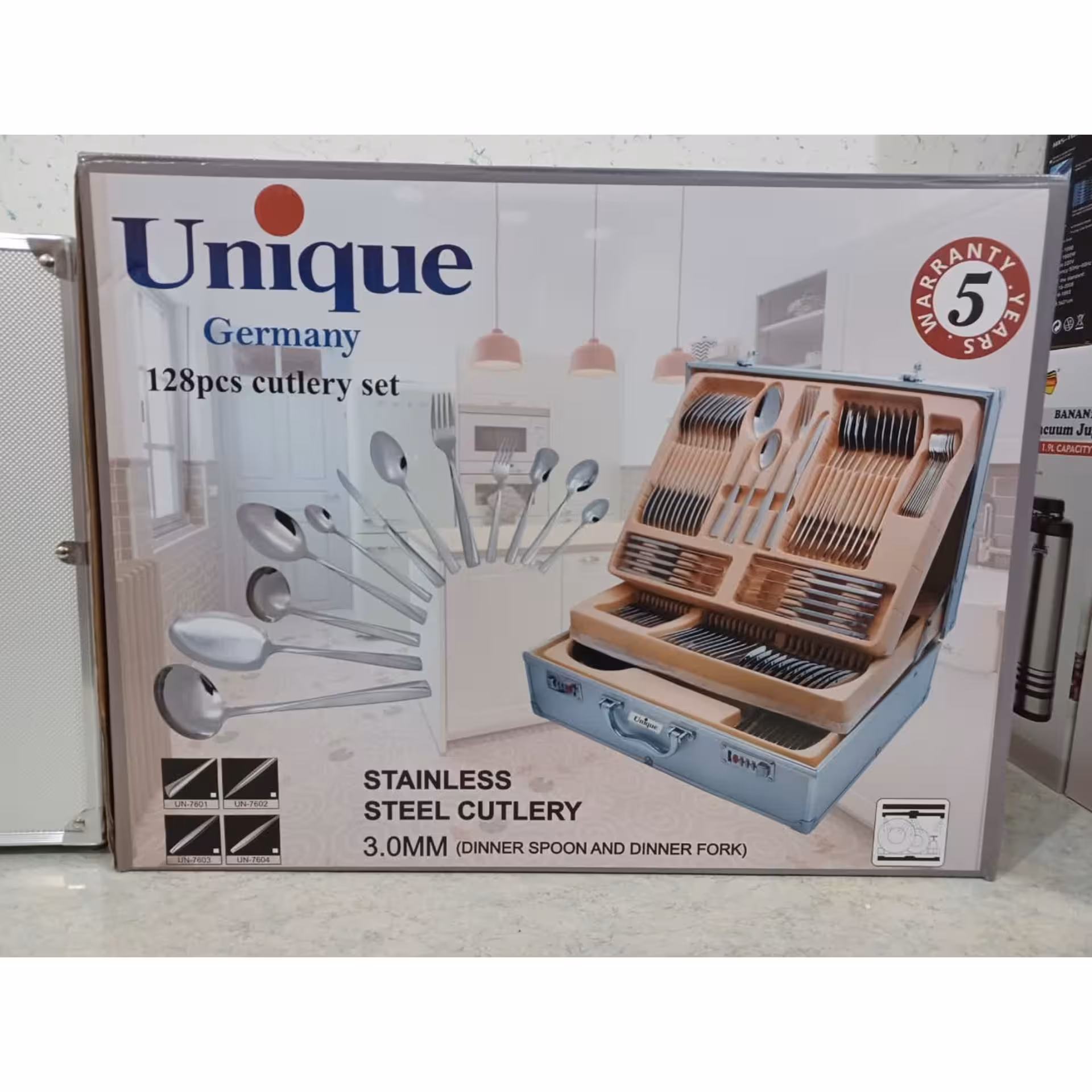 سرویس قاشق و چنگال چمدانی یونیک اصل 128 پارچه 3 میل کیفیت عالی