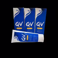 کرم مرطوب کننده کیو وی تیوپی 100گرمی