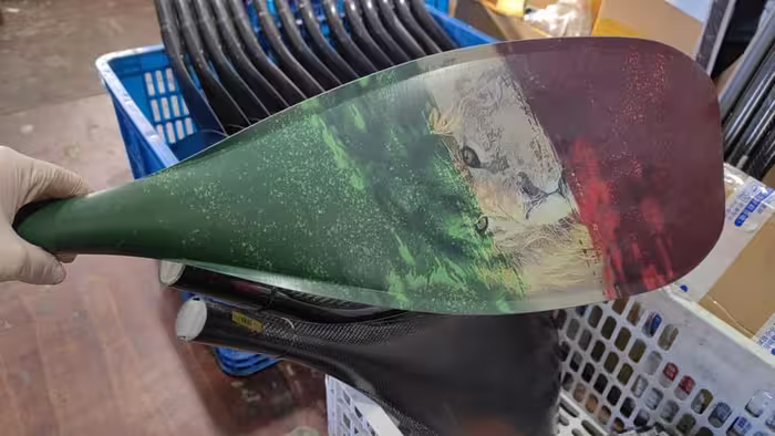 پاروی پدل برد کربنی برند SHAEN طرح ایران