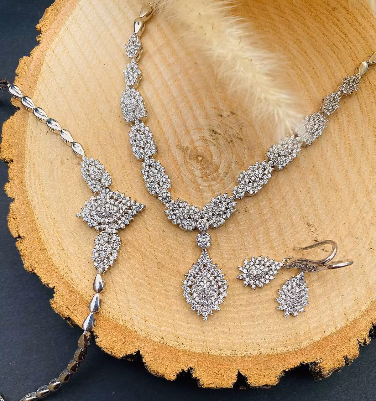 سرویس مجلل نقره جواهری زنانه کد 60032