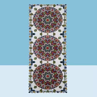 رومیزی کد 71526 به همراه کوسن