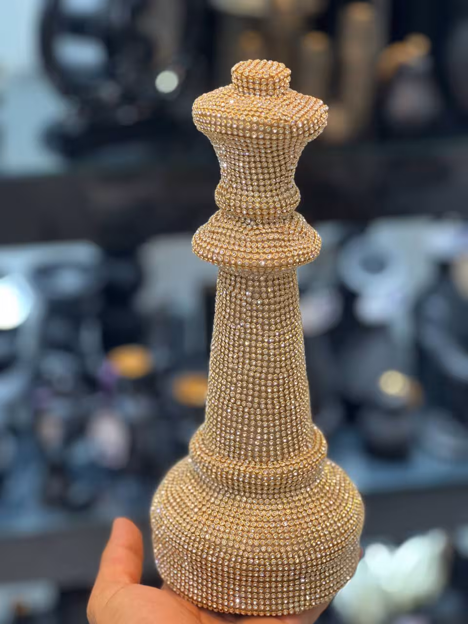 مجمسمه نگین دار شطرنج یک عددی