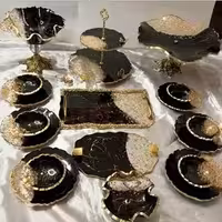 ظروف و سرویس پذیرایی رزینی جهیزیه عروس رزینی 6نفره