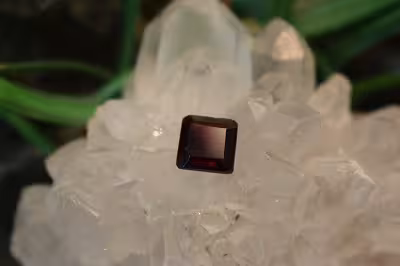 گارنت پیروپ