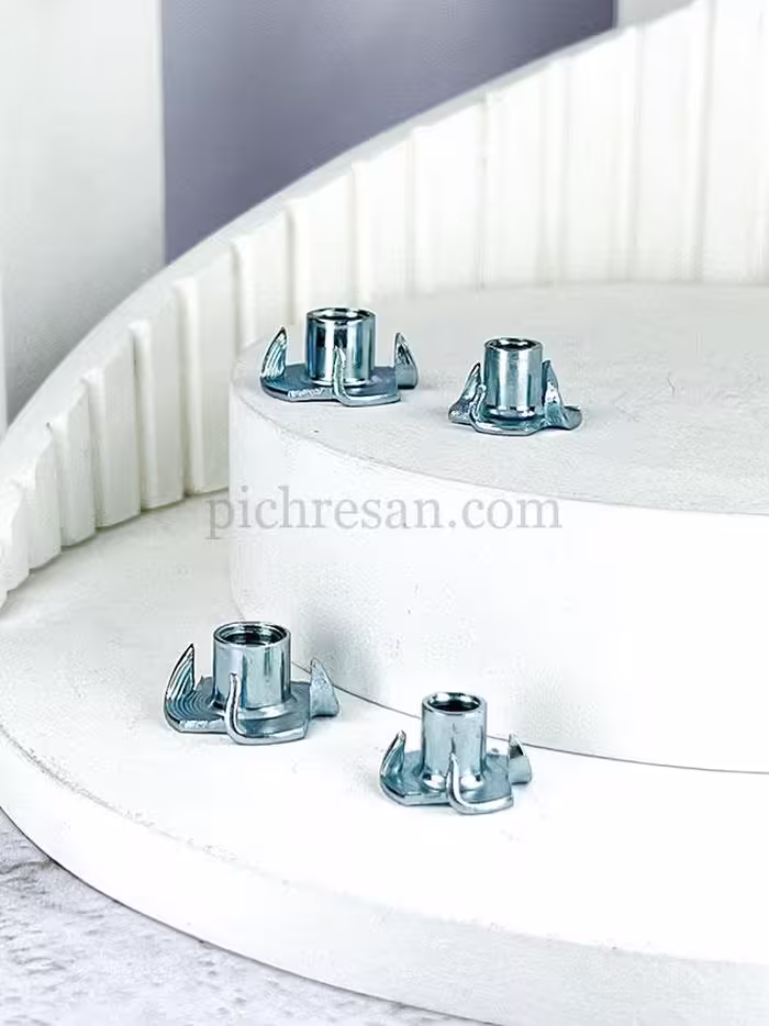 مهره خاردار سایز 6 میلیمتر بسته 500 عددی