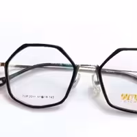 عینک طبی پسرانه عینک مردانه عینک چند ضلعی