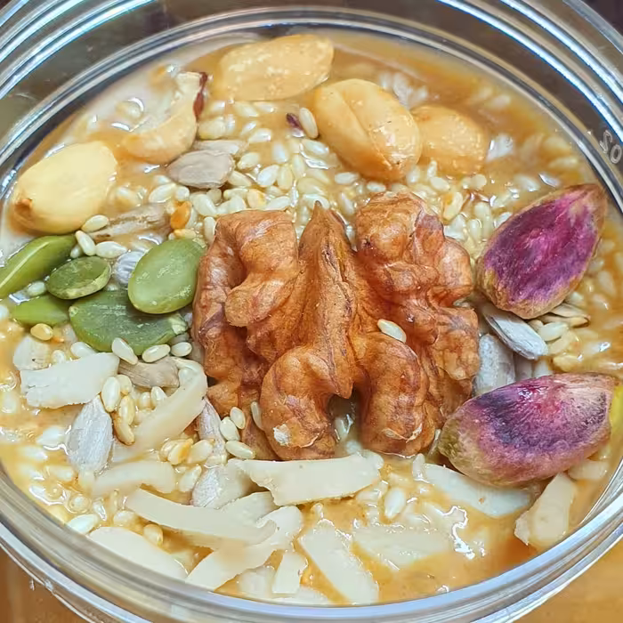 ارده عسلی  مغز دار شاهین 400 گرم