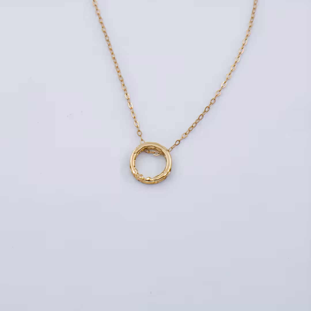 گردن آویز طلا طرح حلقه