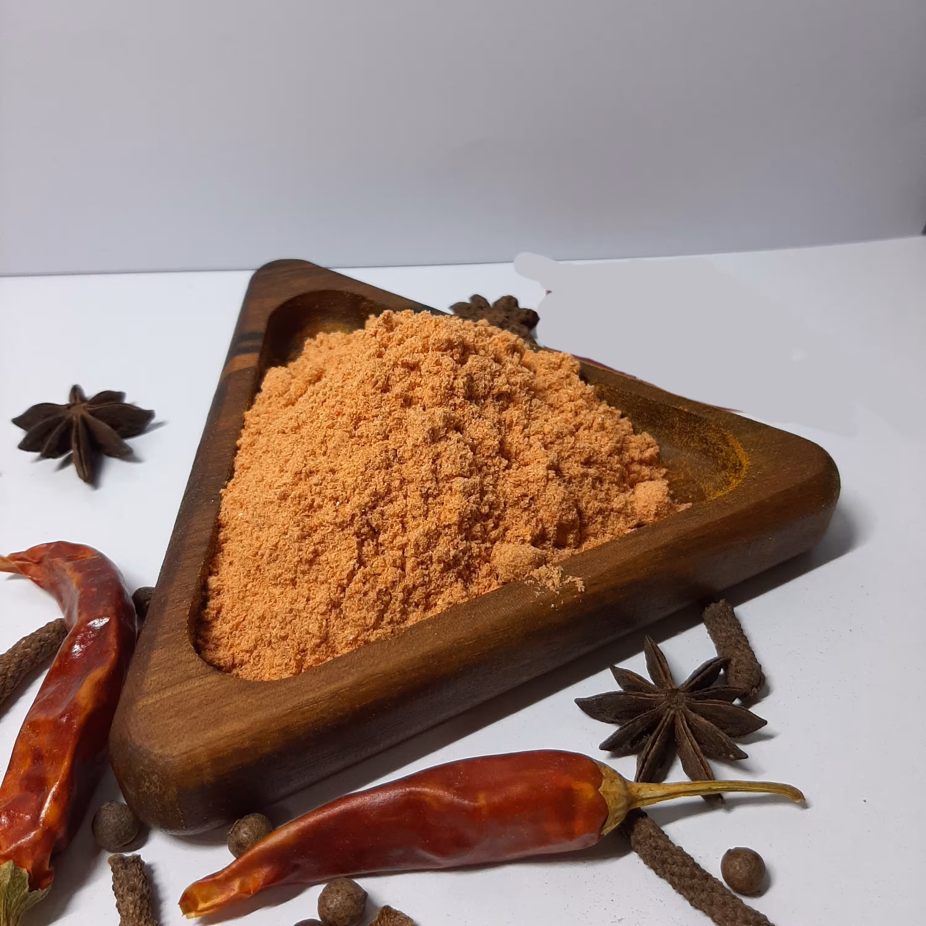 ادویه ایتالیایی (مخصوص ماکرانی و پیتزا) (بسته 100 گرمی)