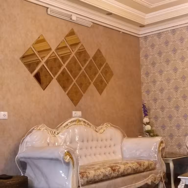 اینه مدل T (پس کرایه)