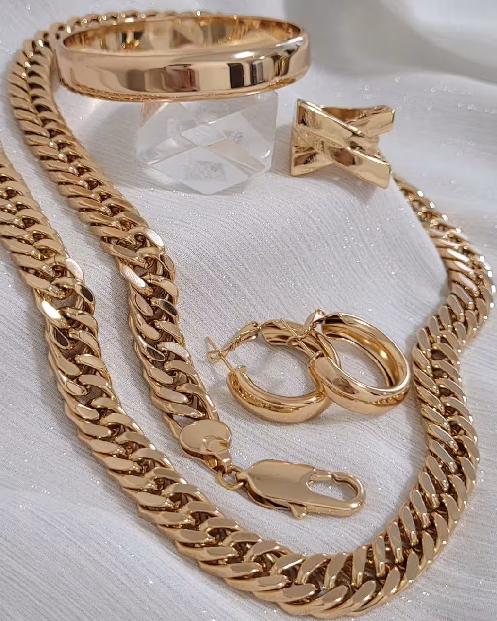 سرویس طرح طلای زنانه،برند مطرح ژوپینگ، مدل کارتیر، آینه ای، مجلسی و شیک💍